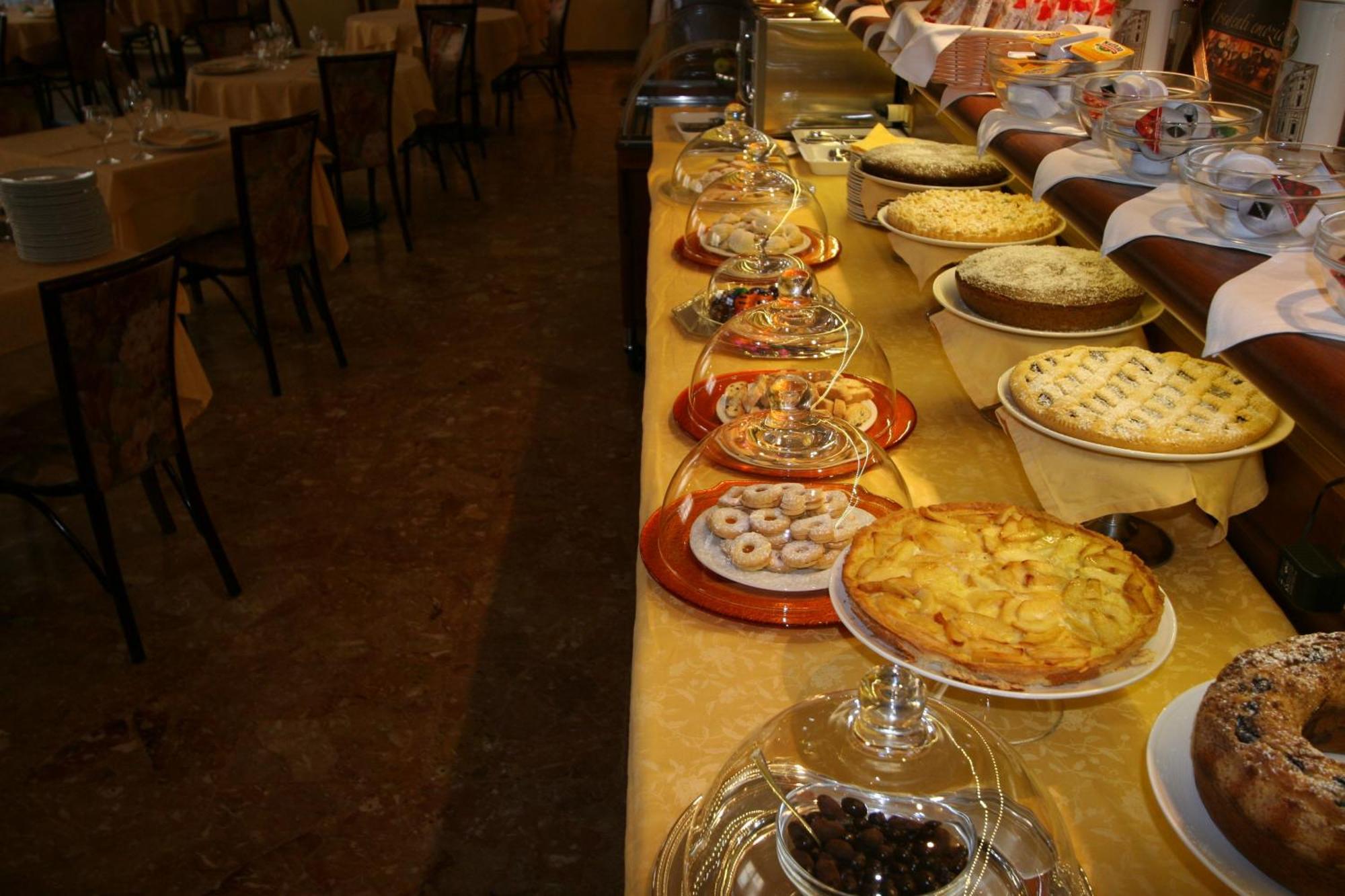 Nuovo Albergo Chieti Buitenkant foto