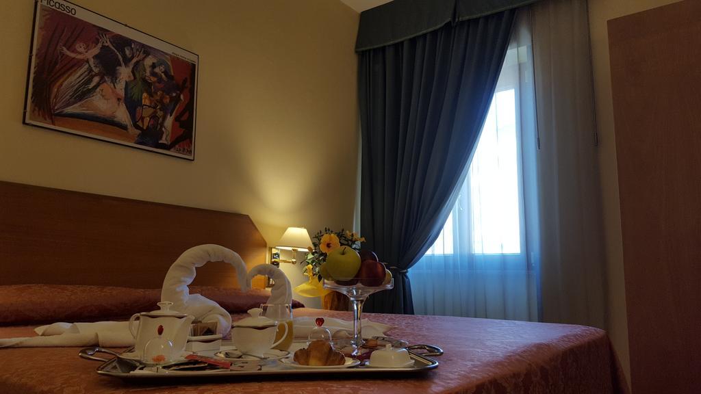Nuovo Albergo Chieti Buitenkant foto